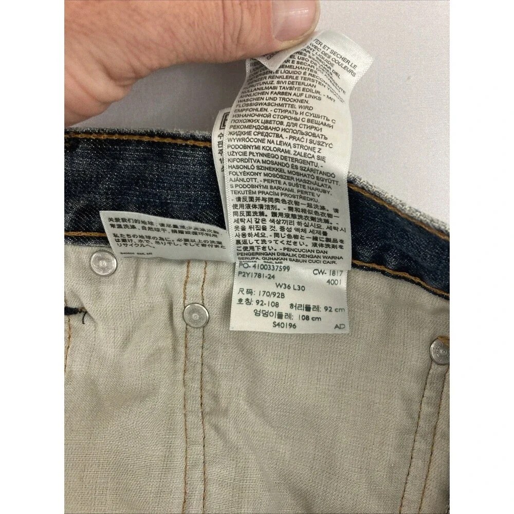 Levis used no